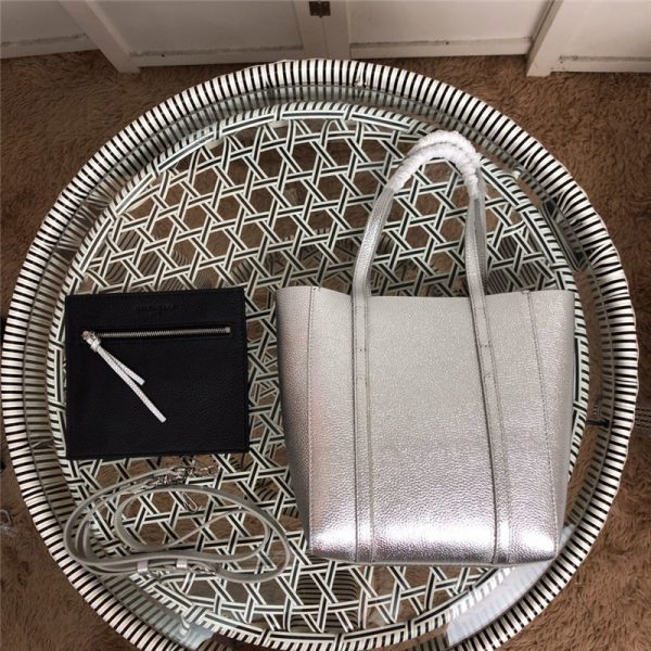 balenciaga tote bag small everyday replica bags - Image 9