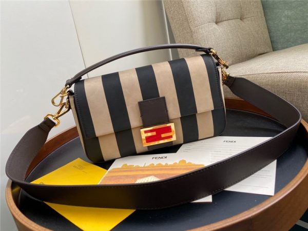fendi baguette medium