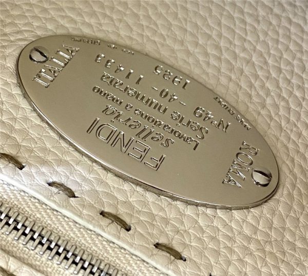 fendi BEEKABOO bag - Image 4