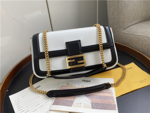 fendi baguette bag