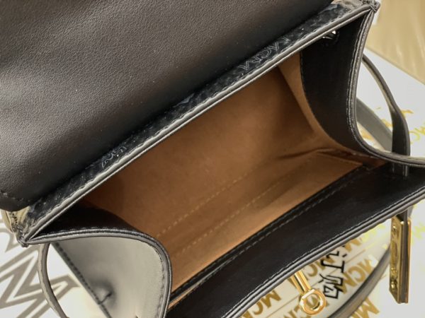 ??? ????? Kelly Crossbody Bag Black - Image 8