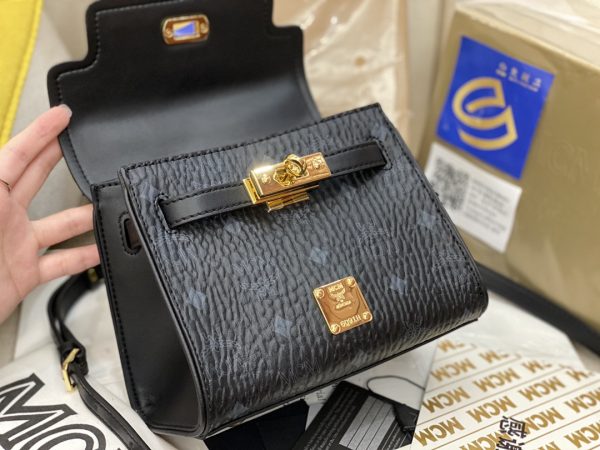 ??? ????? Kelly Crossbody Bag Black - Image 9