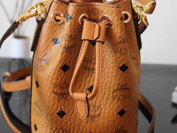 Mcm Rabbit Drawstring Bucket Bag - Image 7