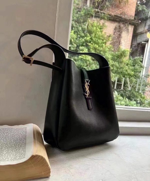 YSL Yves Saint Laurent Saint Laurent Le 5 à 7 shoulder bag - Image 4