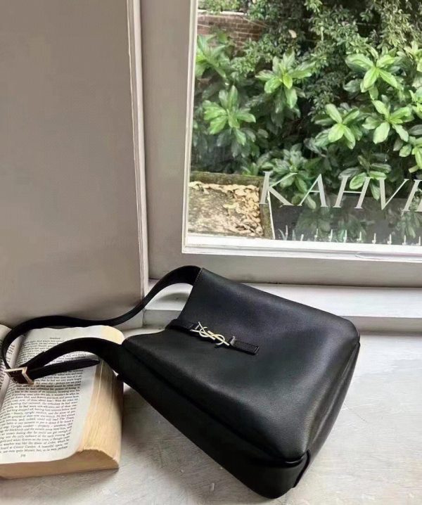 YSL Yves Saint Laurent Saint Laurent Le 5 à 7 shoulder bag - Image 5