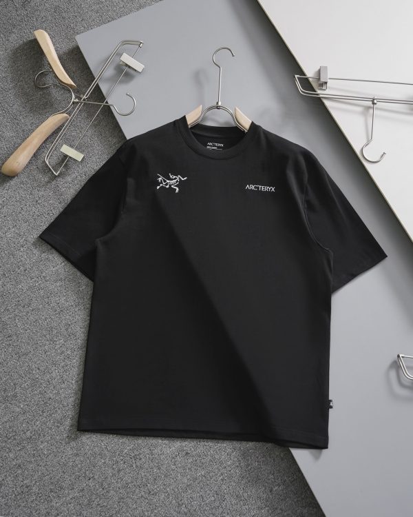 Arcteryx Captive Split Archeopteryx double standard Logo print simple short-sleeved T-shirt - Image 3