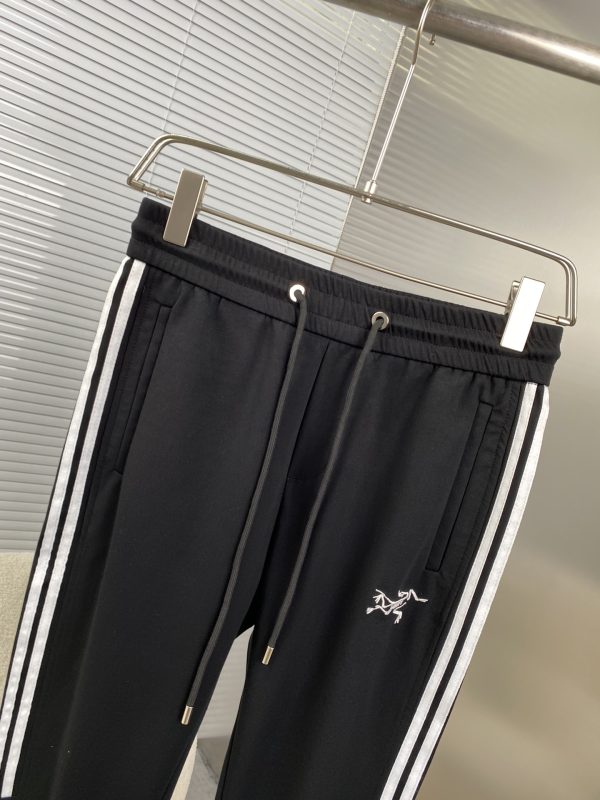 ARCTERYX Archeopteryx 2023 spring and summer new men's casual pants, tied feet design - Image 4