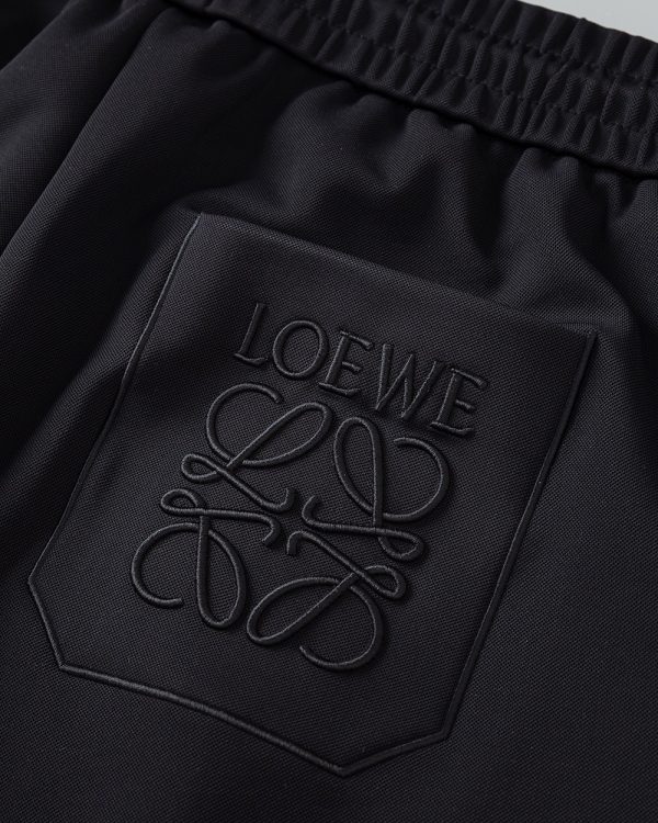 LOEWE 2023 new launch, hot style ??? shorts, high-end custom, comfortable upper body - Image 8