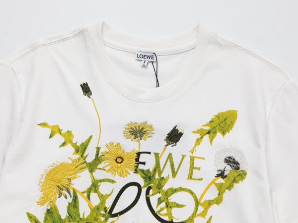 LOEWE 23SS flower embroidery short sleeves] Heavy industry embroidery, the fabric is imported from the original factory custom 40s double-strand smooth cotton, the fabric is soft, comfortable and breathable - Image 4