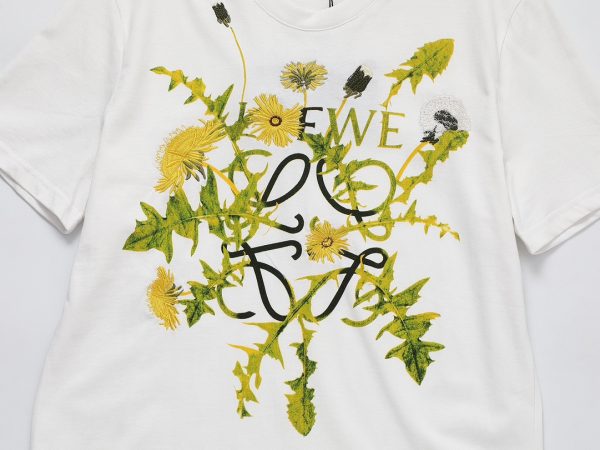 LOEWE 23SS flower embroidery short sleeves] Heavy industry embroidery, the fabric is imported from the original factory custom 40s double-strand smooth cotton, the fabric is soft, comfortable and breathable - Image 5