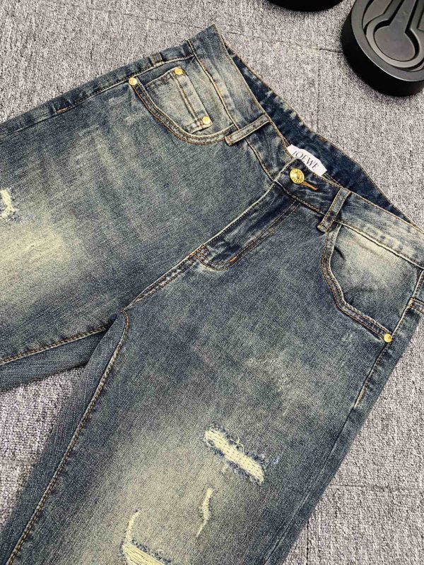 LOEWE 2023 spring and summer new men's jeans The fabric has good elasticity. Exclusive sale, official website synchronization, fashion and elegance, heavy craft design - Image 4