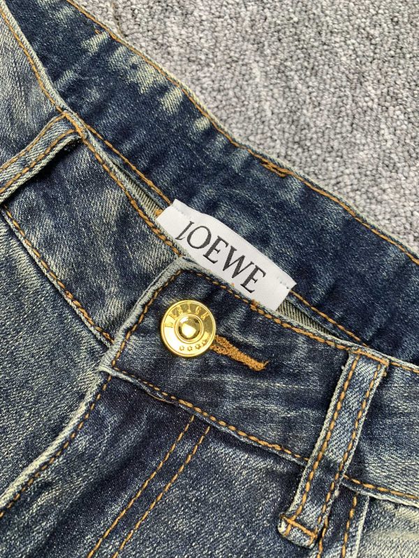 LOEWE 2023 spring and summer new men's jeans The fabric has good elasticity. Exclusive sale, official website synchronization, fashion and elegance, heavy craft design - Image 5