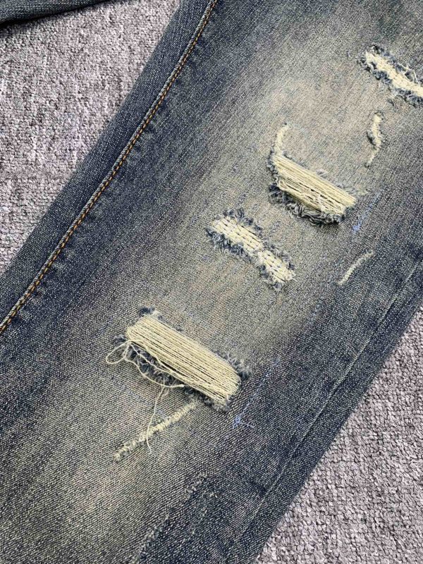 LOEWE 2023 spring and summer new men's jeans The fabric has good elasticity. Exclusive sale, official website synchronization, fashion and elegance, heavy craft design - Image 7