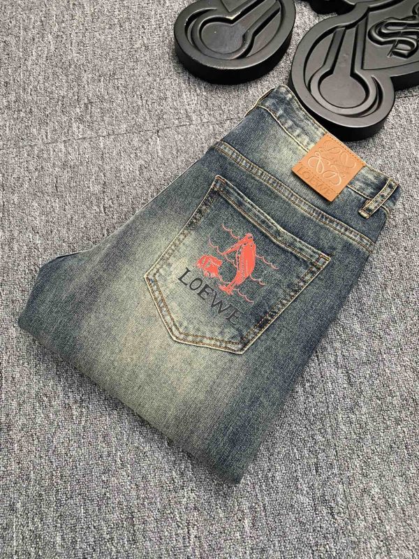 LOEWE 2023 spring and summer new men's jeans The fabric has good elasticity. Exclusive sale, official website synchronization, fashion and elegance, heavy craft design - Image 10