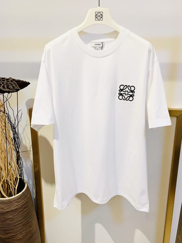 LOEWE 2022FW spring and summer classic basic embroidery half-sleeved T-shirt Upgraded version of selected 220g 50-woven double-yarn long-staple cotton Imported Shimada three-dimensional embroidery Super versatile must-have item for male gods