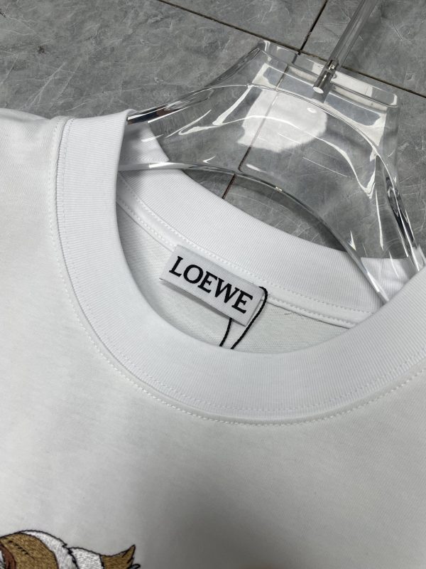 Loewe2023 new listing counter series cotton T-shirt! New design inspiration, very fashionable representative! Exquisite logo design - Image 3