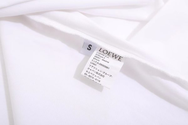 Loewe, Loewe 23ss embroidered Logo back print couple short-sleeved T-shirts. High-end minimalist style that never gets tired of looking at white, two-color three-dimensional embroidery puppy ? - Image 19