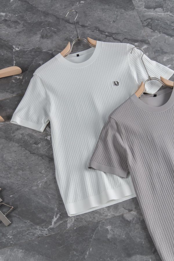 The texture of Dior impresses you! The summer icy yarn crew neck shirt that has been praised and repurchased by countless old customers - Image 5