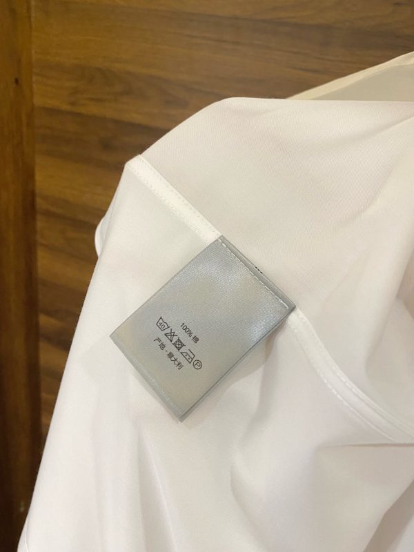 DIOR 2023 early spring new product counter casual long-sleeved shirt! Perfectly embroidered logo text, seamless tailoring Imported 80-count ultra-high-count mulberry silk cotton - Image 10