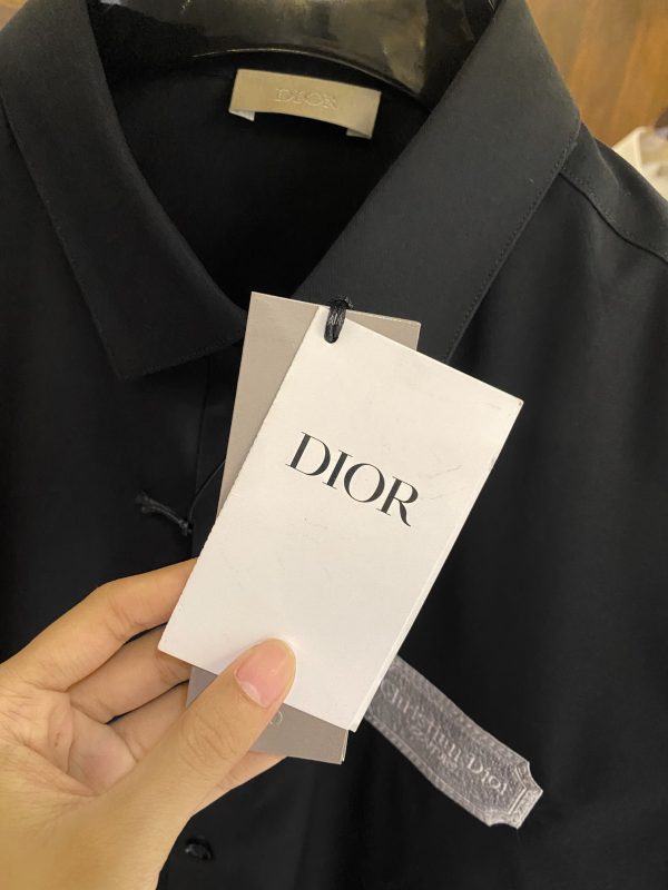 DIOR 2023 early spring new product counter casual long-sleeved shirt! Perfectly embroidered logo text, seamless tailoring Imported 80-count ultra-high-count mulberry silk cotton - Image 14