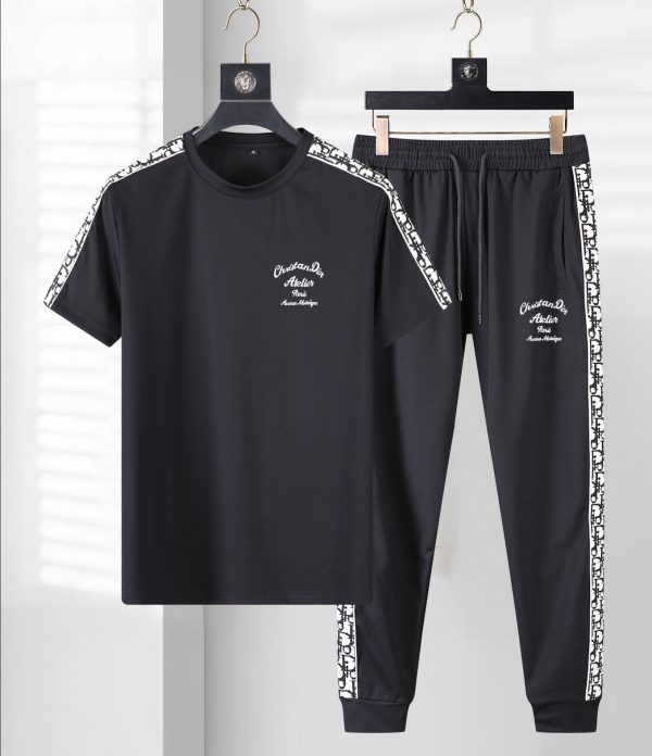 Brand [DIOR] The latest spring 2023 models are available at counters at the same time, the original order is ruthless, fashionable and casual suits - Image 2