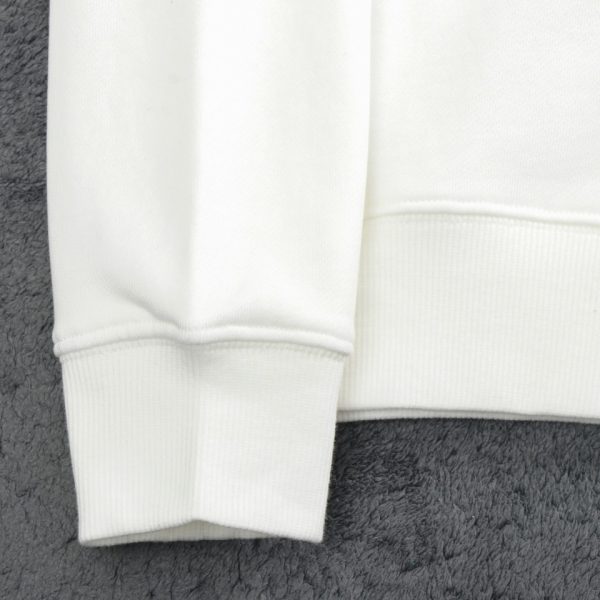 The latest DIOR 2022 autumn and winter products are available at counters at the same time. The original order is hard to find. Casual and fashionable round neck sweater - Image 8