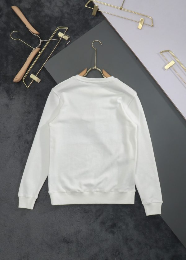 The latest DIOR 2022 autumn and winter products are available at counters at the same time. The original order is hard to find. Casual and fashionable round neck sweater - Image 9