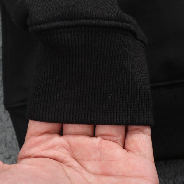 The latest DIOR 2022 autumn and winter products are available at counters at the same time. The original order is hard to find. Casual and fashionable round neck sweater - Image 15
