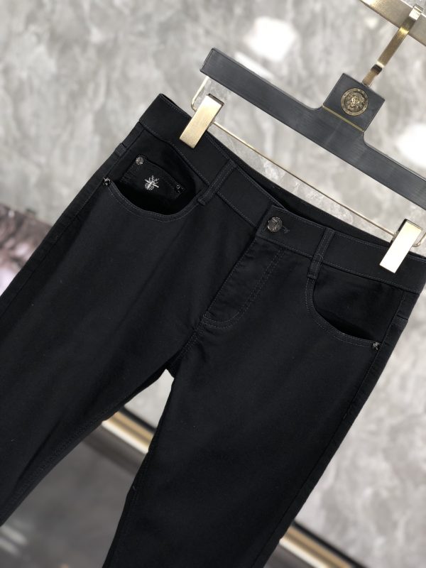 Dior Exclusive Backdrops! high quality! Non-market currency! 2023 spring and summer new hot style jeans, imported custom fabrics, classic version, classic jeans color, - Image 6