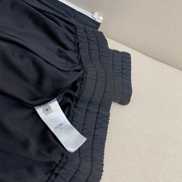 Jacket-quality unit ✨CEL23 spring and summer new classic sports jacket? 100% replica of the original diamond-patterned, dyed, and dyed fabric. Signature embroidered CELINE small letters on the chest - Image 7