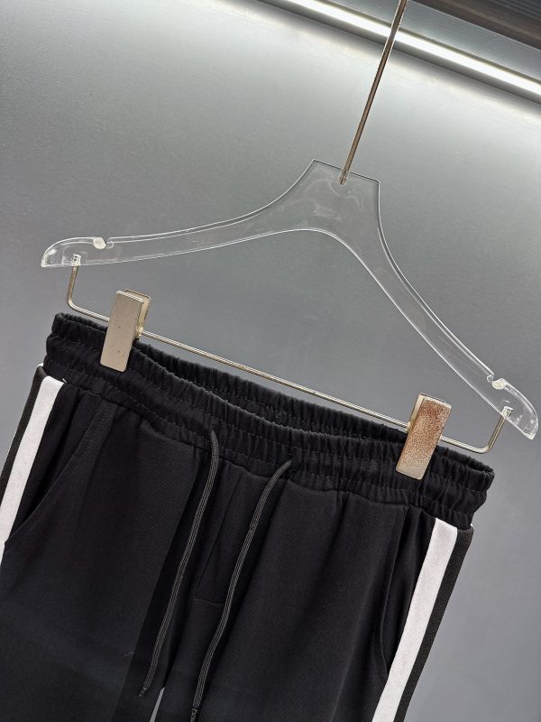 Brand [CELINE] The latest summer style of 2023, available at counters at the same time, the original order is ruthless, fashionable and casual suits - Image 8