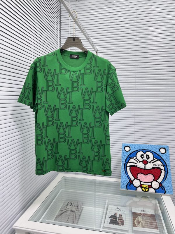 FENDI 2023 latest printed short sleeves, high-quality counter original single short sleeves, top-level craftsmanship imported fabrics, high-quality offset printing design for counters