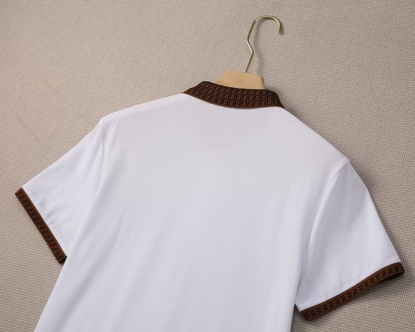 Fendi/23 spring and summer fashion short-sleeved mercerized pearl cotton polo shirt! Version: High-end fashion aesthetic design combined with three-dimensional cutting version makes wearing more comfortable and ornamental - Image 13