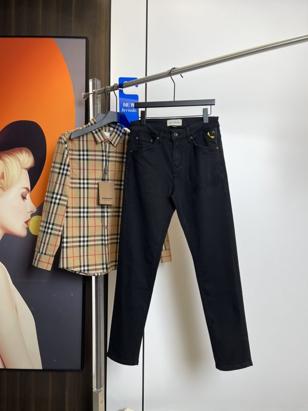Fendi 2023 new original order, pure black summer thin jeans, the original version is slim and not tight, super stylish