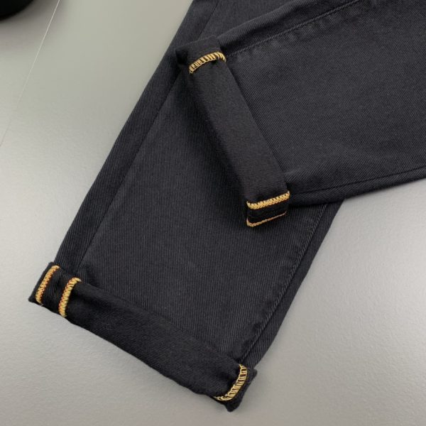 Fendi 2022 autumn and winter new men's jeans The fabric has good elasticity. Exclusive sale, official website synchronization, fashion and elegance, heavy craft design - Image 3