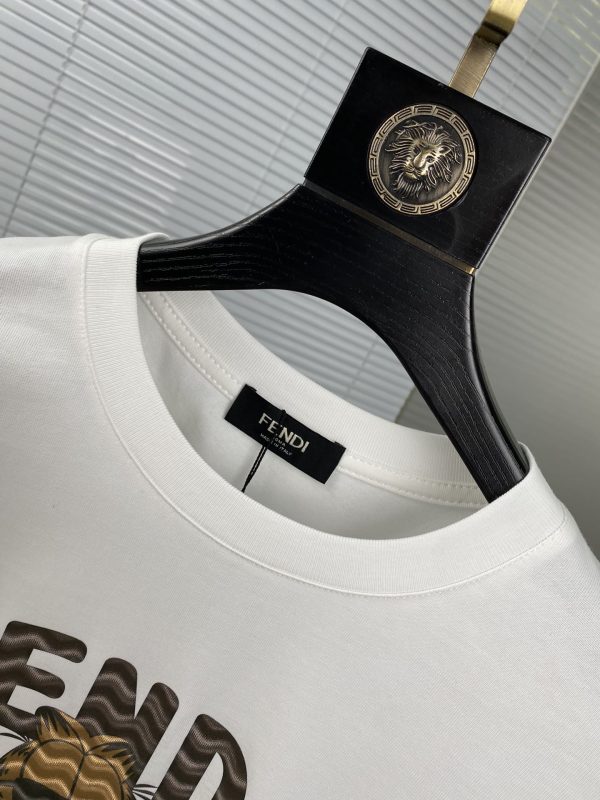 Fendi 2023ss spring and summer boutique short-sleeved T-shirt High-end quality Customized top long-staple cotton fabrics, made by top manufacturers, fashion big-name heavy-handcraft logo design - Image 4