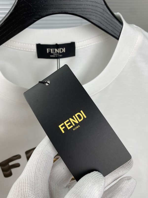 Fendi 2023ss spring and summer boutique short-sleeved T-shirt High-end quality Customized top long-staple cotton fabrics, made by top manufacturers, fashion big-name heavy-handcraft logo design - Image 3
