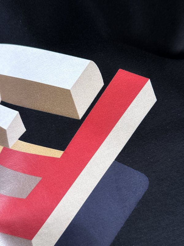 Fendi23SS latest and top version embroidered letters green and red webbing trendy brand all-match short sleeves, the top quality counter - Image 4