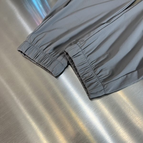 Fendi/ Spring/Summer New Products Three Standards Complete Casual Pants Good products don’t need too much introduction See details Counter size: M-3XL - Image 4