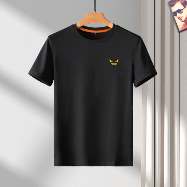 Fendi 2023 men's round neck short-sleeved T-shirt is new! Signature embroidered small LOGO, simple but exquisite, selected customer-supplied imported fabrics