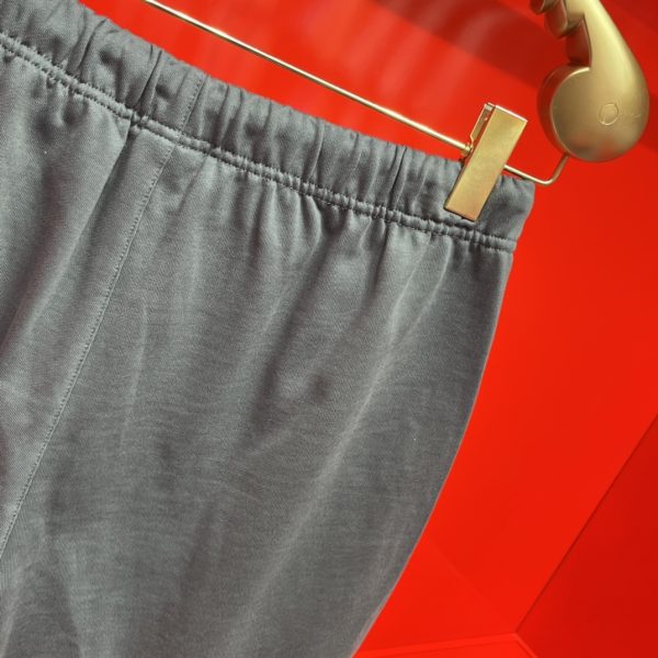 JIL SANDER and Arc'teryx co-branded 2023AW new product launch ?The new shorts are available at the counter simultaneously, 100% imported high-woven cotton fabric, restore the high-end quality of the counter, comfortable, sweat-absorbing and breathable The original version has the same line, simple, fashionable and versatile - Image 10