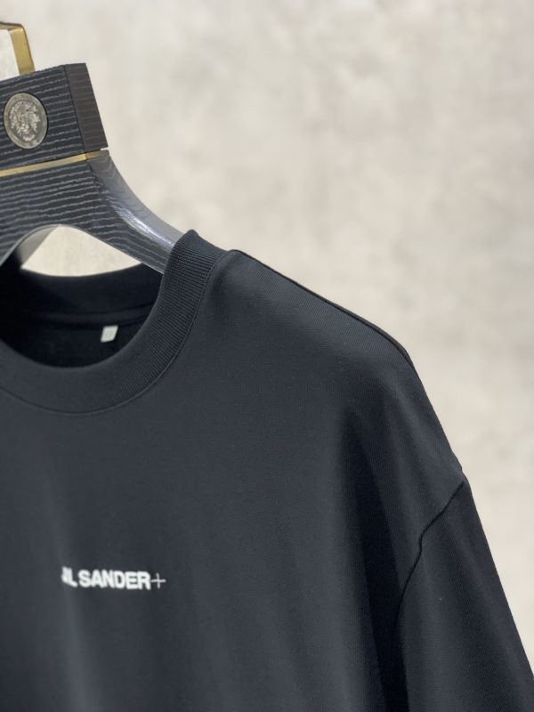 JIL Sander 2023 summer new drop-shoulder profile short-sleeved T-shirt, jacquard logo on the chassis, imported machine blessing, embroidery is exquisite and three-dimensional - Image 6