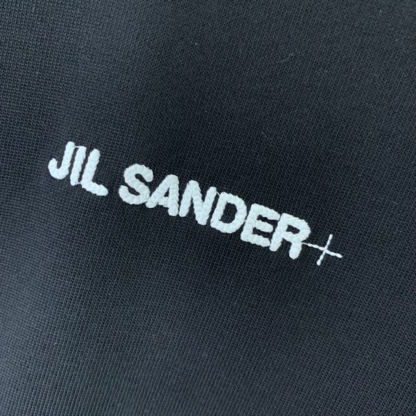 JIL Sander 2023 summer new drop-shoulder profile short-sleeved T-shirt, jacquard logo on the chassis, imported machine blessing, embroidery is exquisite and three-dimensional - Image 5