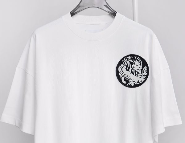 JIL Sander 23 spring and summer new products Twelve constellation series (Leo Leo) logo patch embroidery round neck short-sleeved T-shirt - Image 23