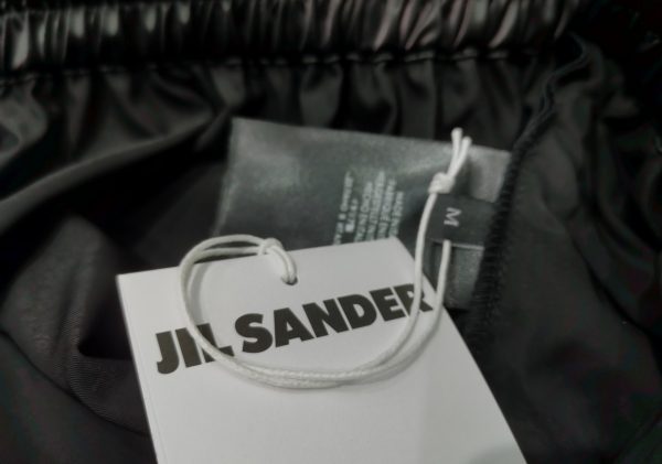 JIL SANDER+ spring and summer new casual shorts, minimalist design, nylon material, zipper pocket, loose version, casual and versatile S-XL - Image 4