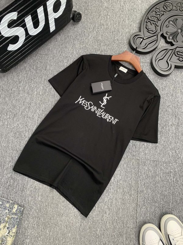 YSL Saint Laurent men's 2023 spring and summer new short-sleeved T-shirts, the summer office is elegant, tall and fashionable, and the first choice is a round neck short-sleeved