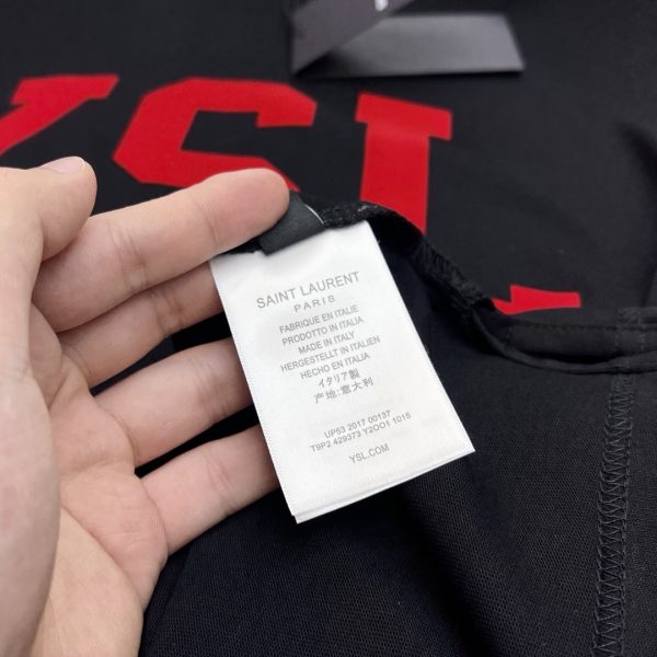 ⚜️YSL* Yves Saint Laurent 2023 spring and summer latest explosion vest recommended! The same style for men and women ~ chest color letter print design! Simple and rude! big boy breath - Image 17