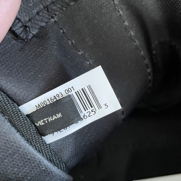 Marc Jacobs Canvas Shopping Bag New Style With Long Shoulder Strap Detachable Adjustable Fashion Simple Dust Bag Black - Image 9