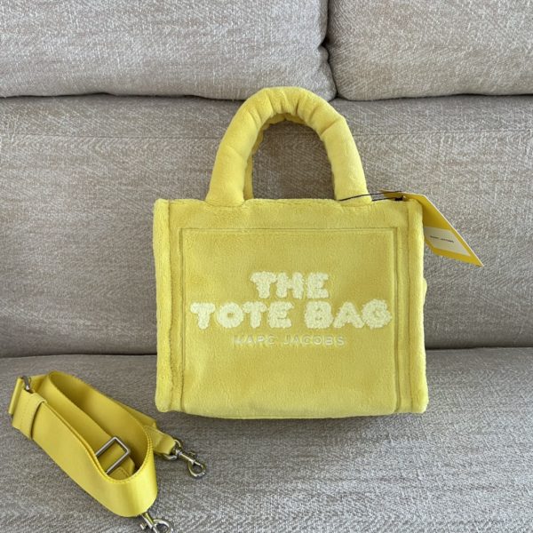 Marc Jacobs Tote Bag Autumn And Winter New Towel Bag Feels Soft And Comfortable With Long Shoulder Strap Detachable Adjustable Dust Bag Yellow