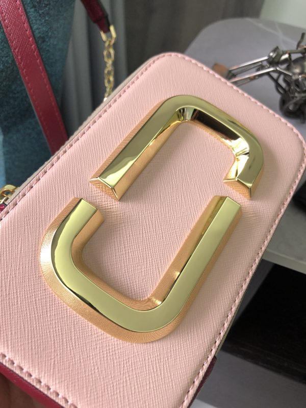 THE Marc Jacobs Vertical Phone Bag Saffiano Leather Pink Model M0016765—697 - Image 5